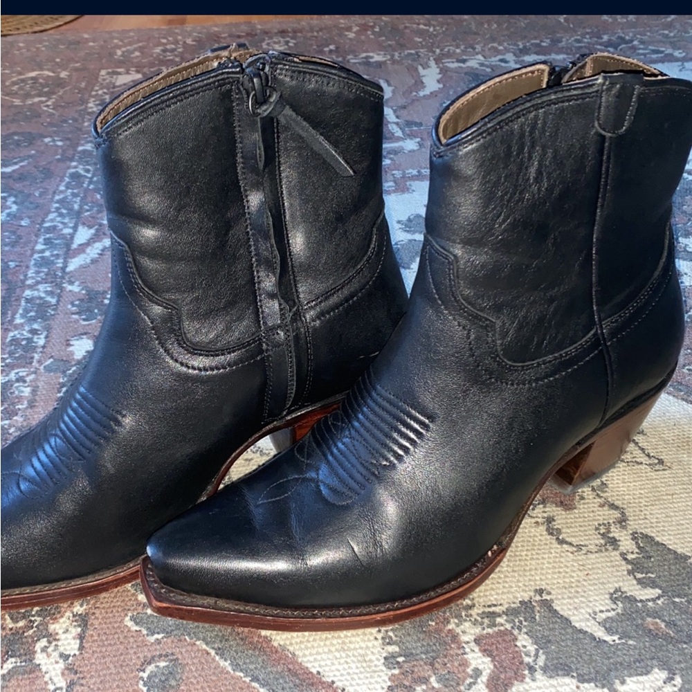 Tecovas cowboy boot Womens size 9 color black midnight